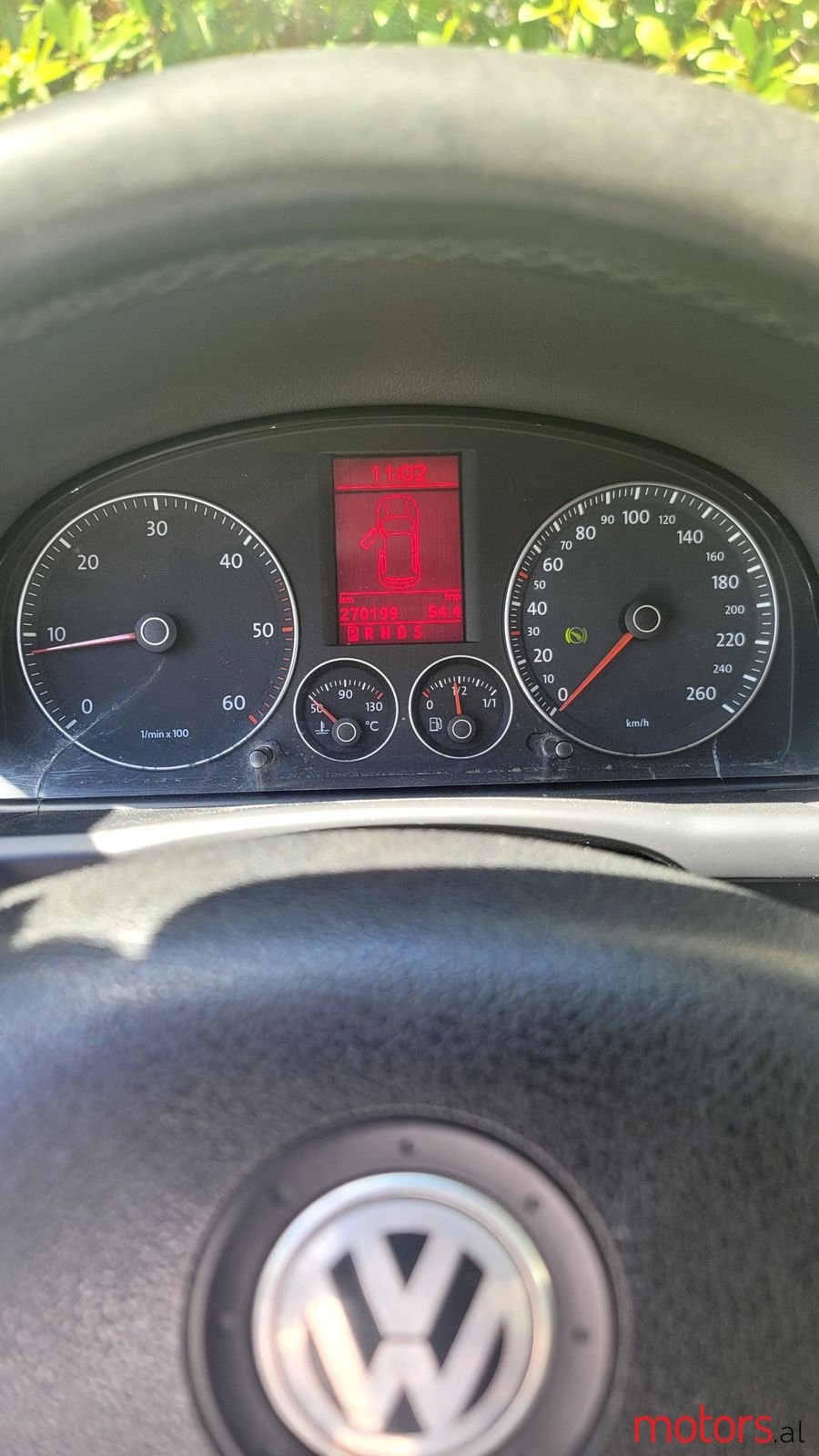 2008' Volkswagen Touran photo #5