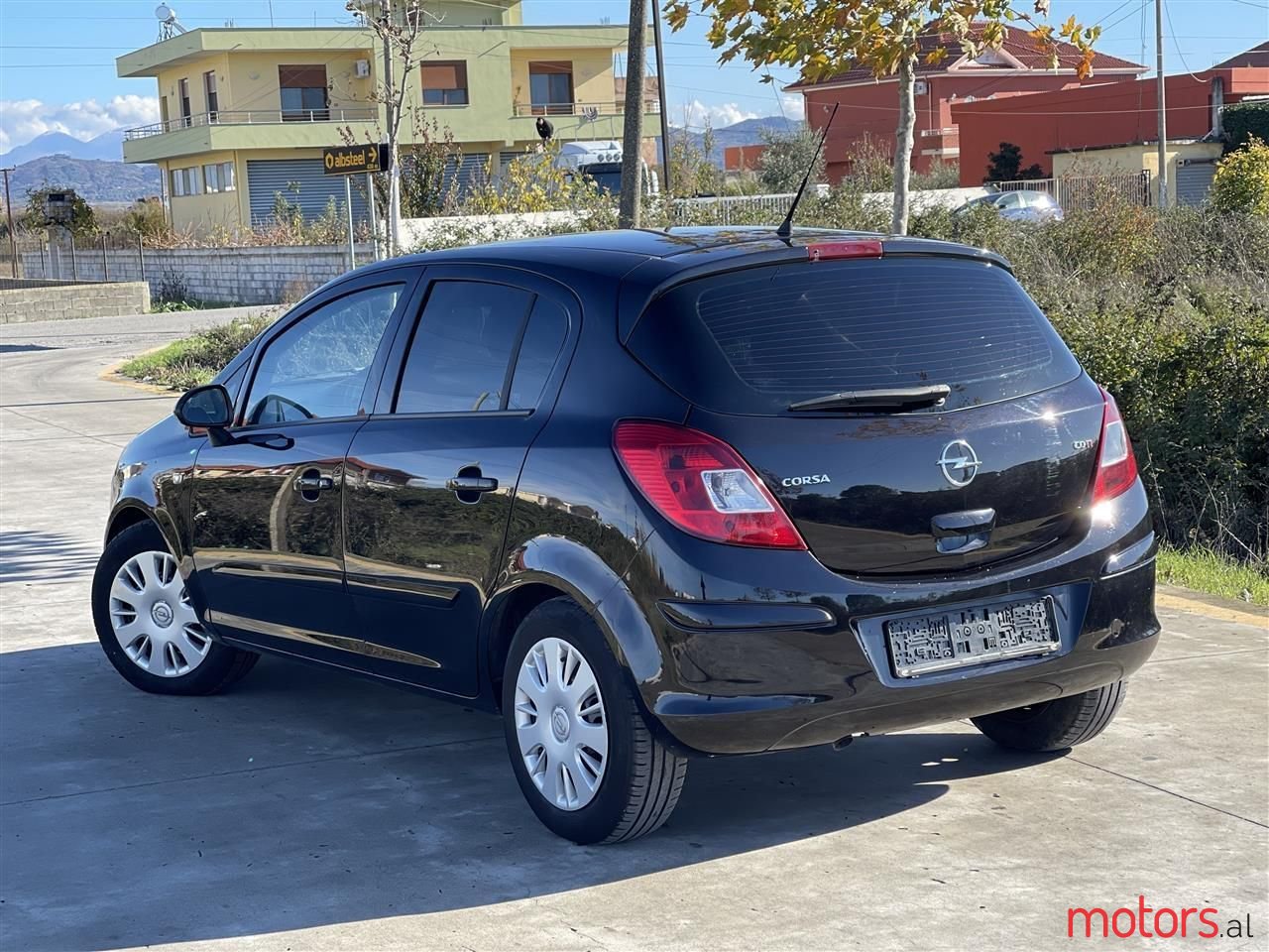 2008' Opel Corsa photo #2