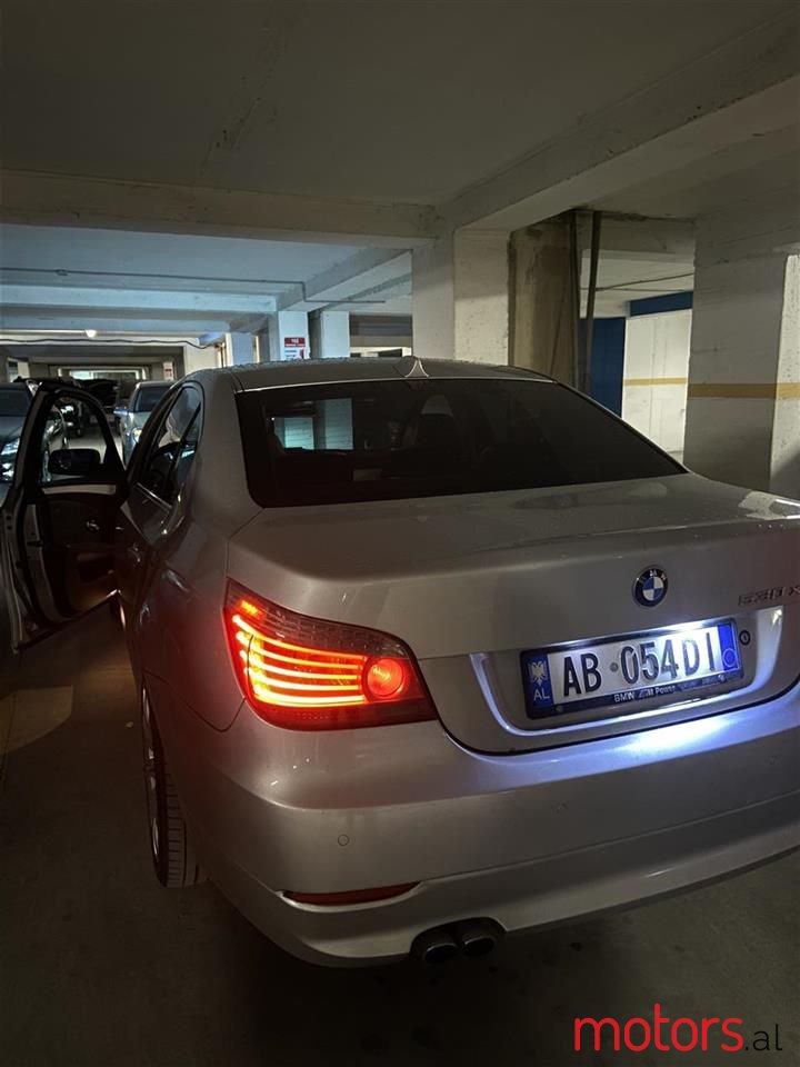 2008' BMW 530 photo #1