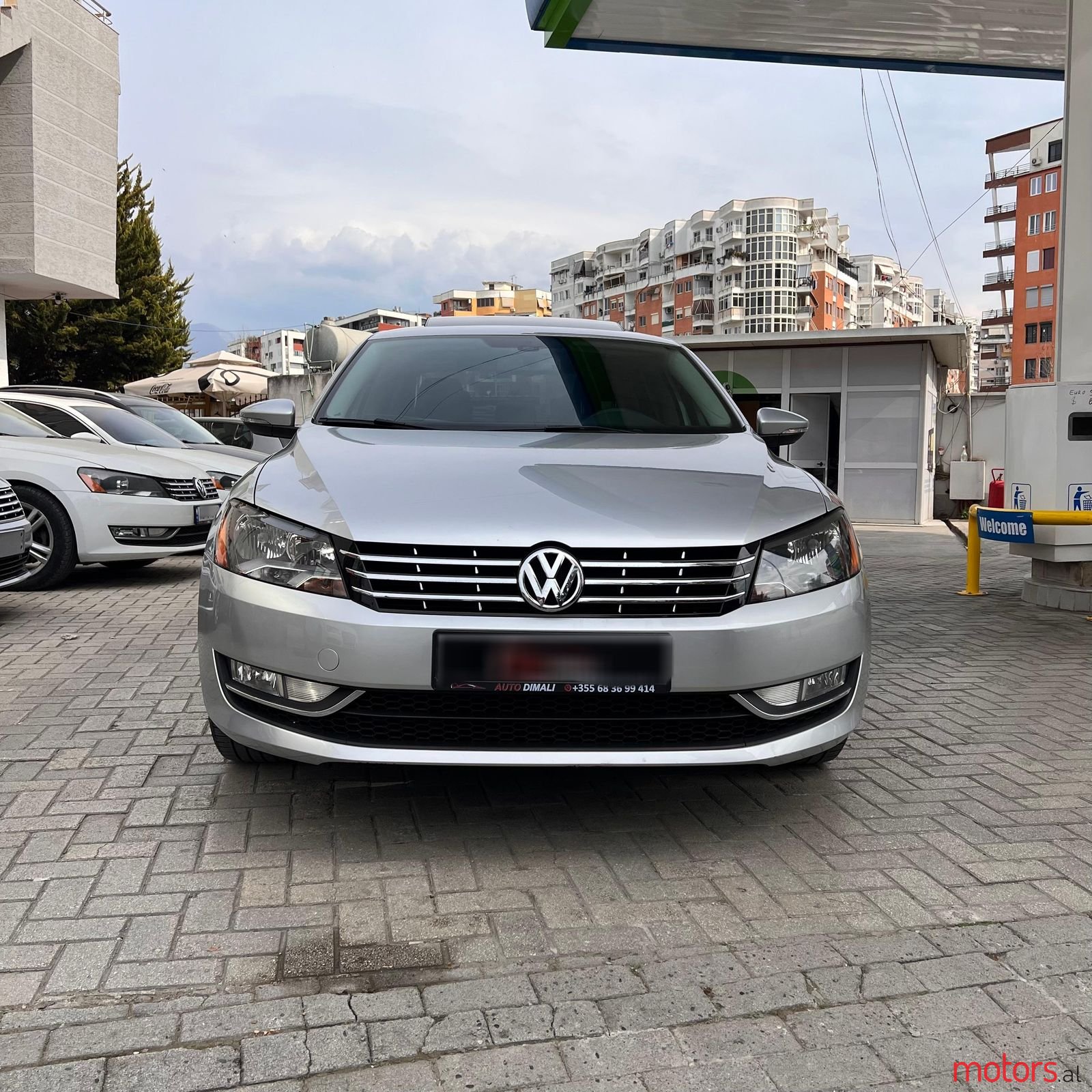2015' Volkswagen Passat photo #3
