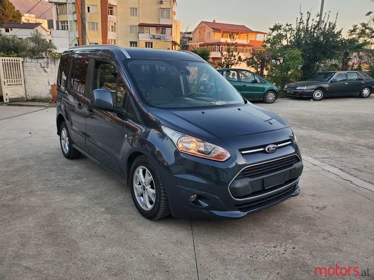 2015' Ford Tourneo photo #1