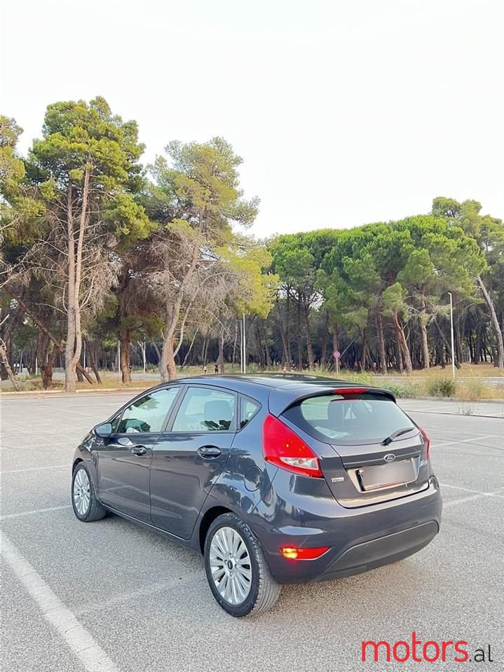 2010' Ford Fiesta photo #6