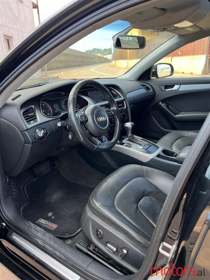 2012' Audi A4 photo #6