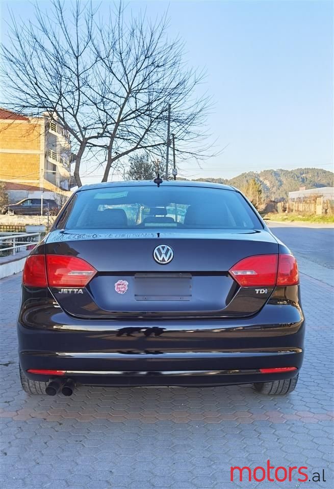 2013' Volkswagen Jetta photo #5