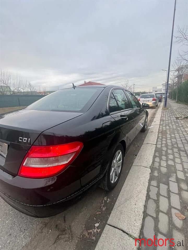 2008' Mercedes-Benz 220 photo #1