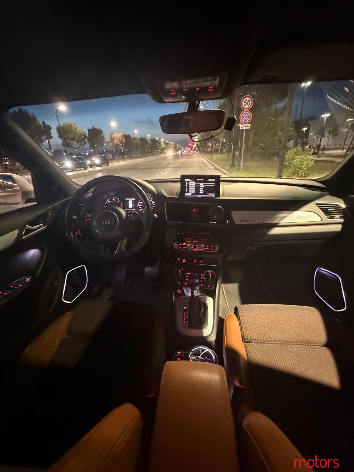 2016' Audi Q3 photo #5