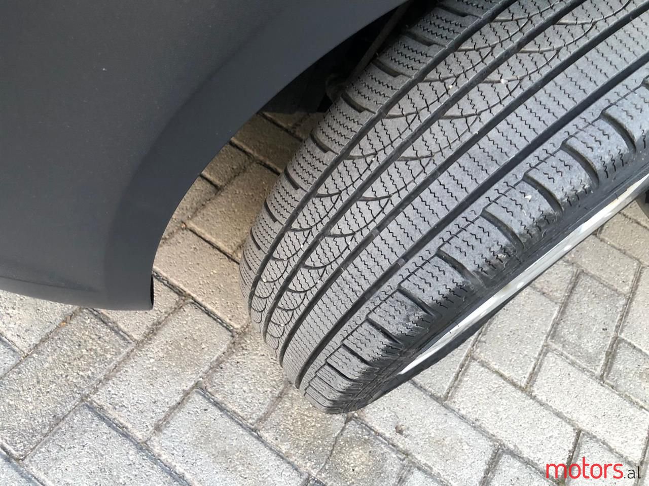 2011' Volkswagen Caddy photo #6