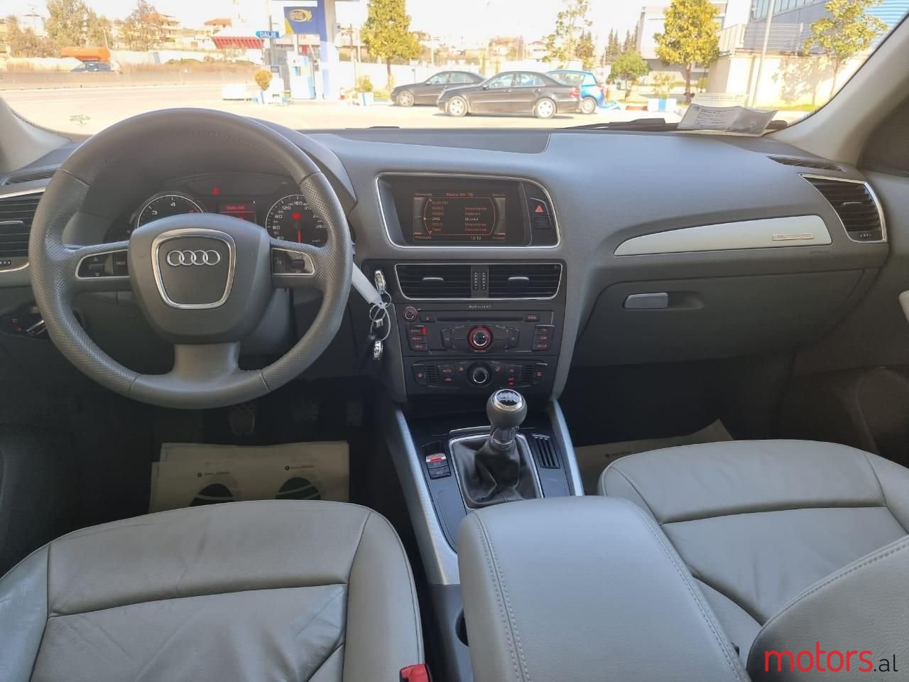 2010' Audi Q5 photo #3