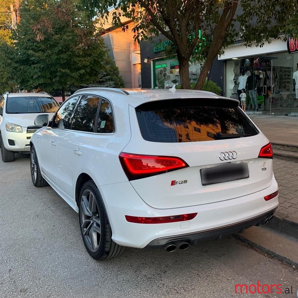 2015' Audi SQ5 photo #1