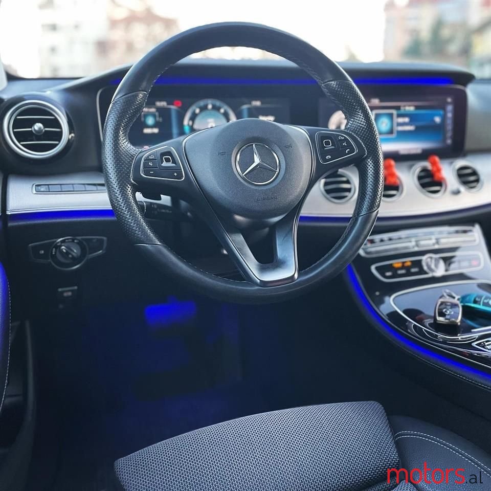 2018' Mercedes-Benz E 200 photo #6