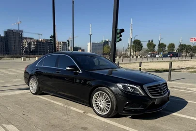 2015' Mercedes-Benz S 500
