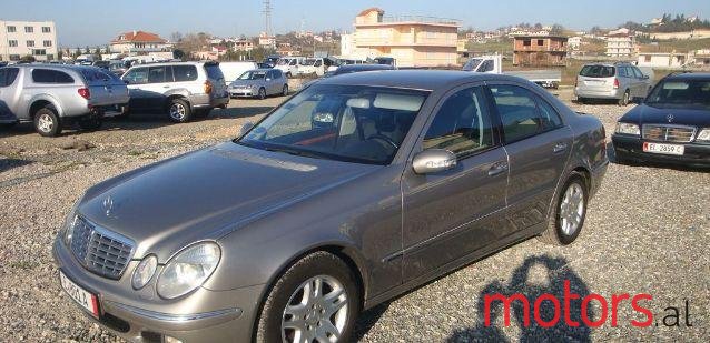 2003' Mercedes-Benz E-Class photo #1