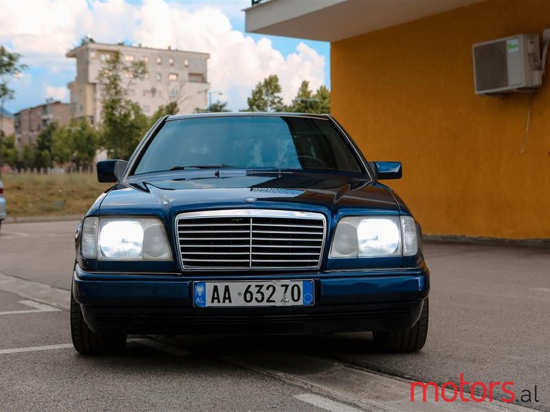 1993' Mercedes-Benz Ce 200 photo #3