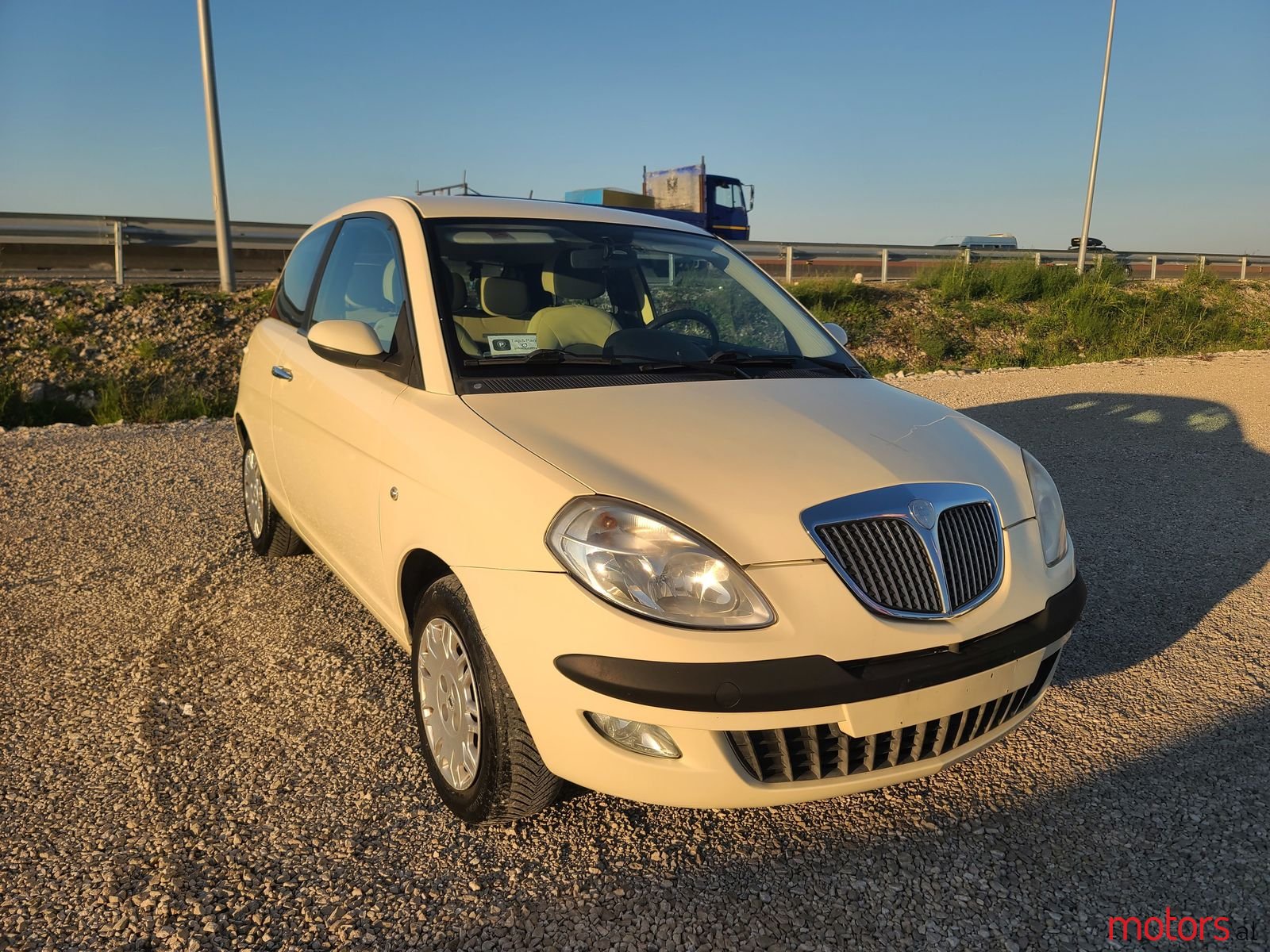 2007' Lancia Ypsilon photo #3
