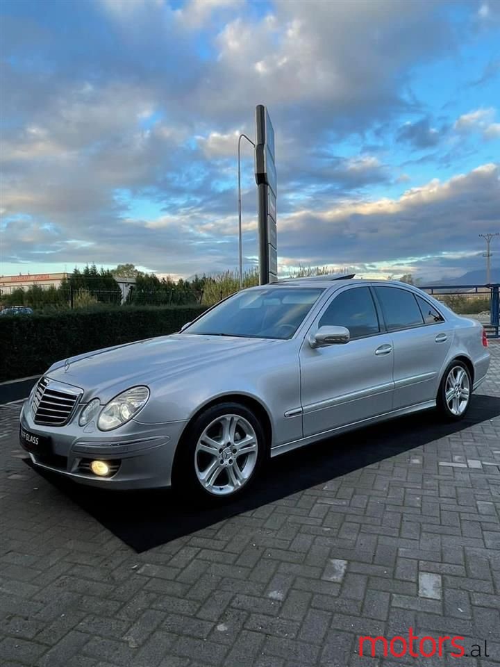 2007' Mercedes-Benz E 280 photo #1