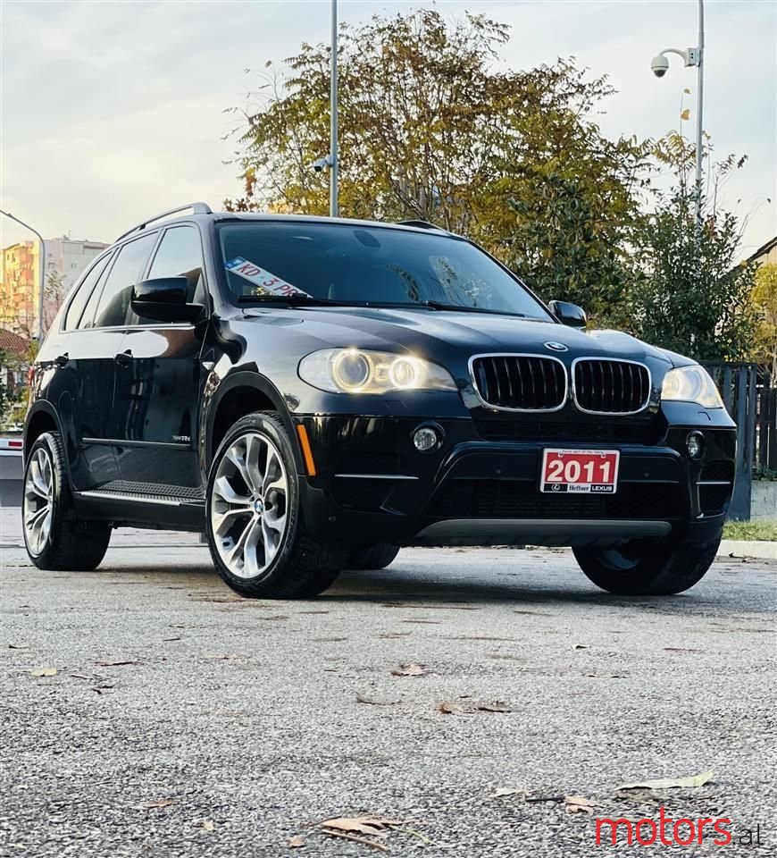 2011' BMW X5 photo #1