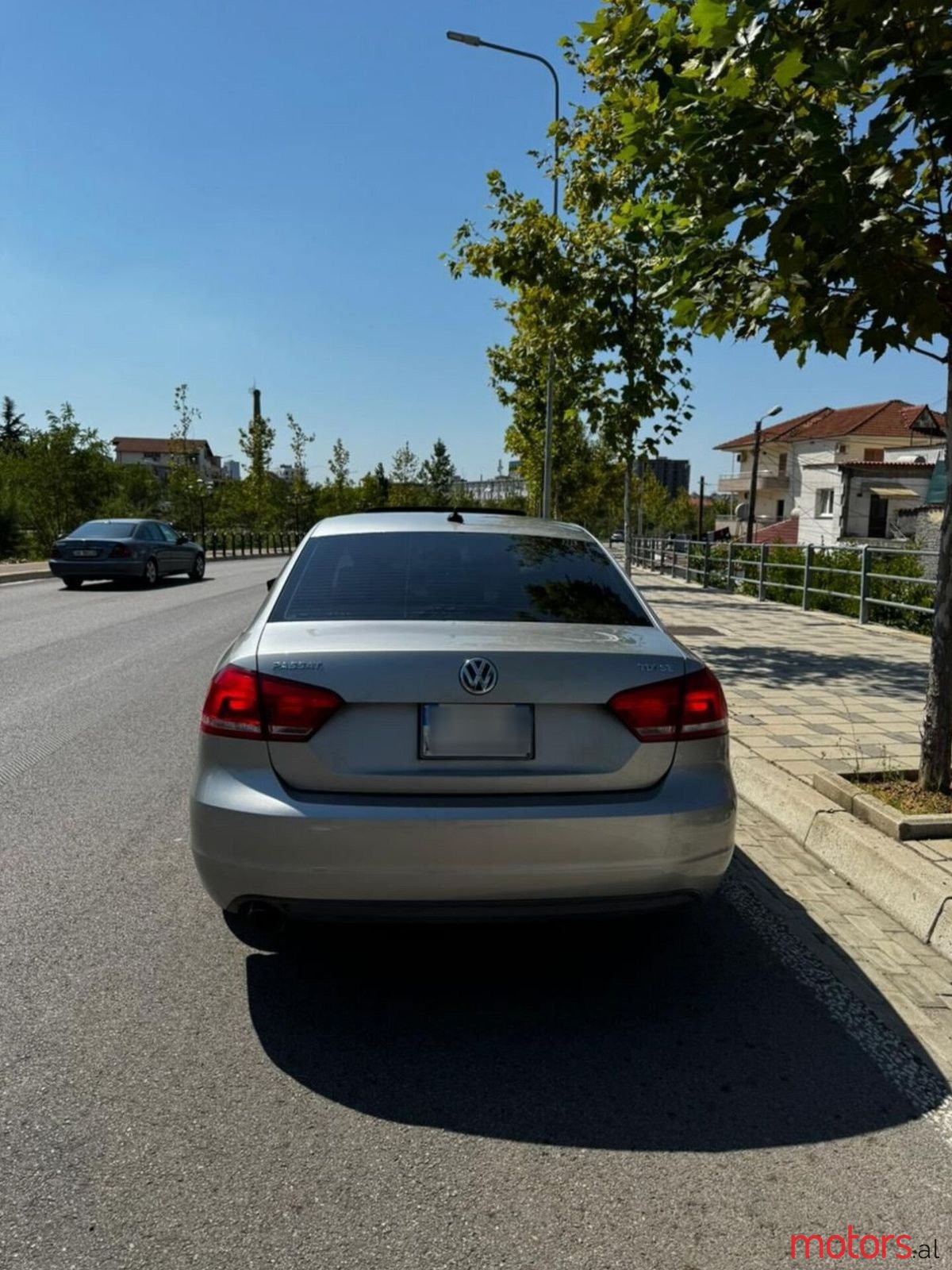 2013' Volkswagen Passat photo #2