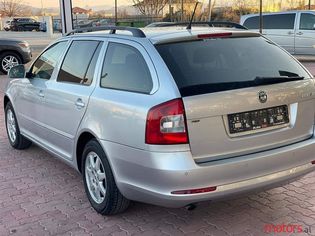 2011' Skoda Octavia photo #2