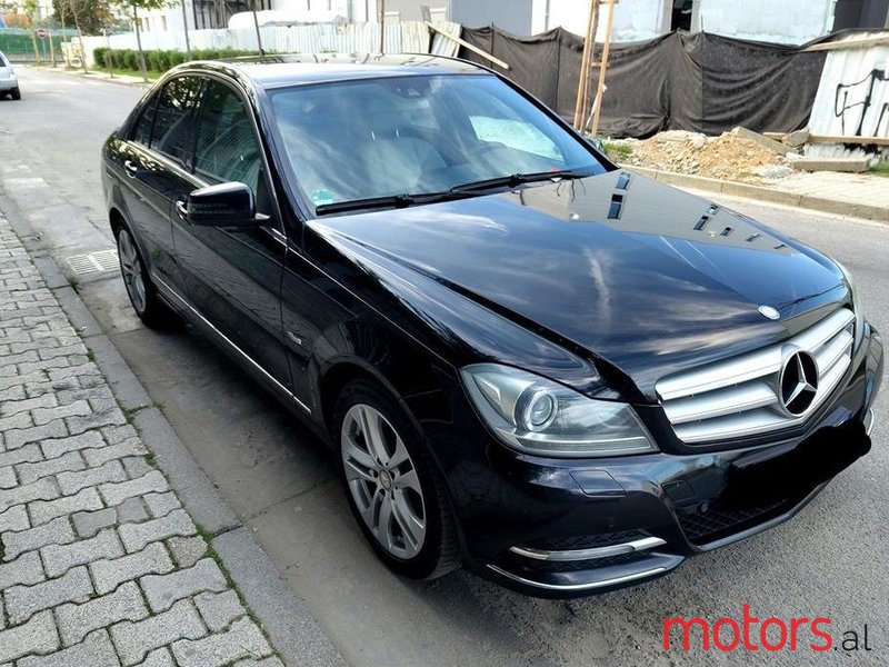 2011' Mercedes-Benz C 200 photo #5