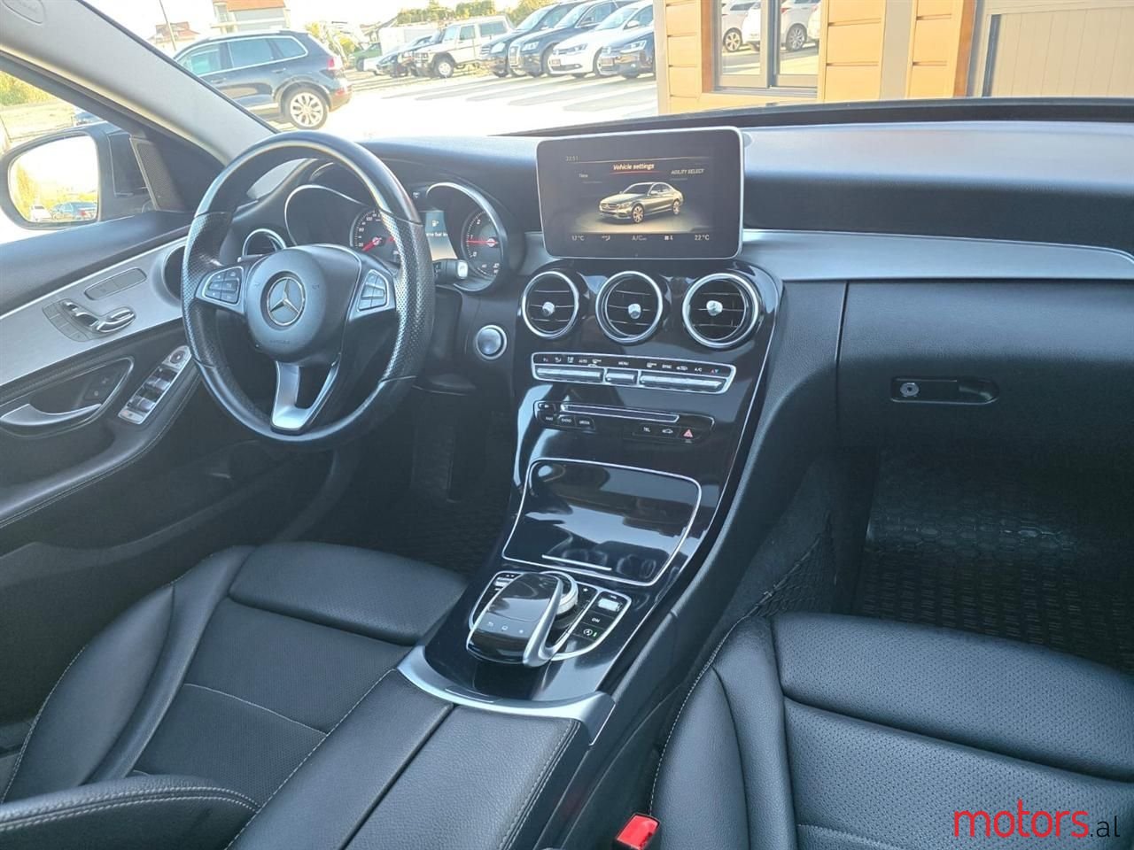 2015' Mercedes-Benz C 220 photo #5