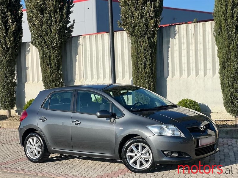 2008' Toyota Auris photo #6