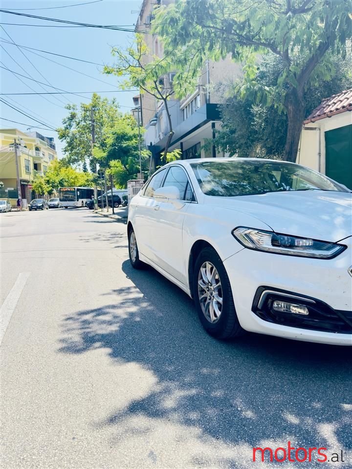 2019' Ford Mondeo photo #2