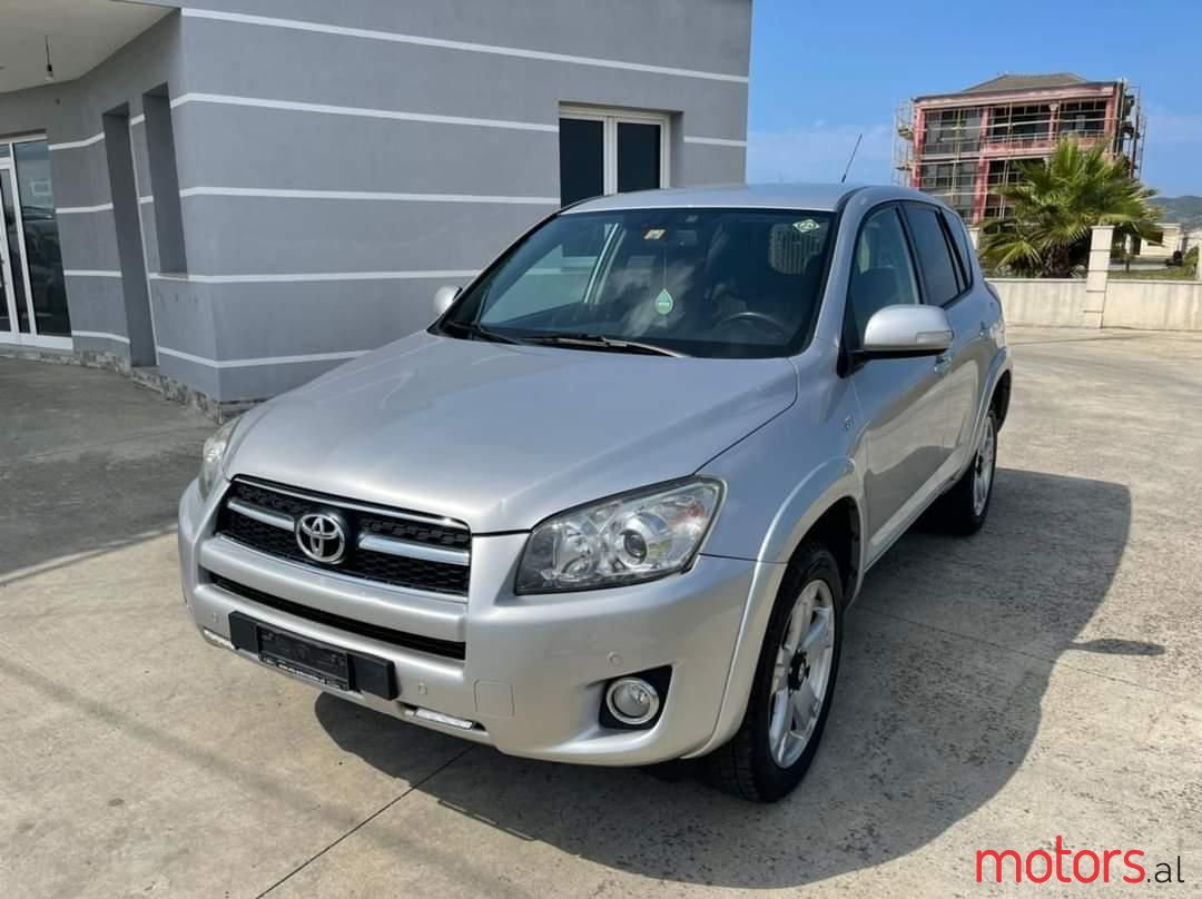 2010' Toyota RAV4 photo #3