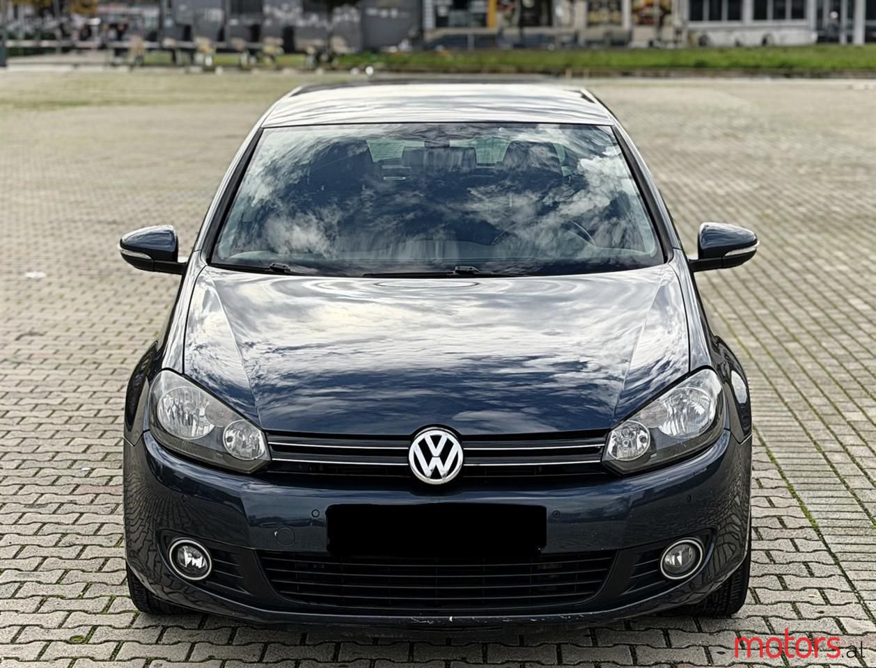 2010' Volkswagen Golf photo #3