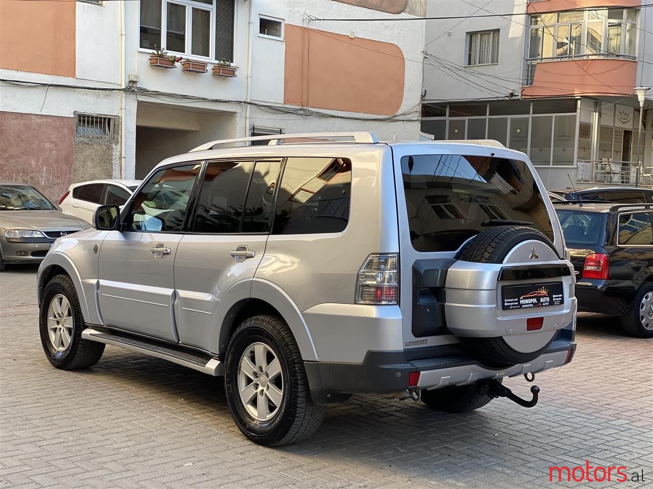 2008' Mitsubishi Pajero photo #3