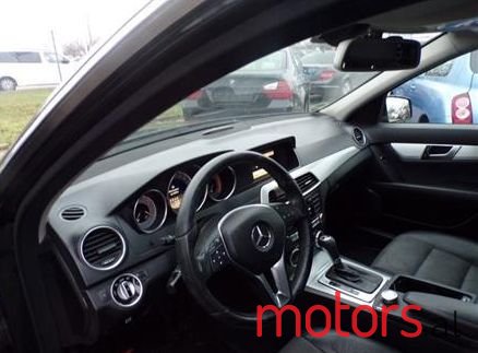 2012' Mercedes-Benz C 220 photo #6