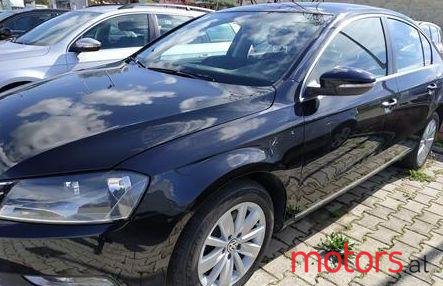 2014' Volkswagen Passat photo #1