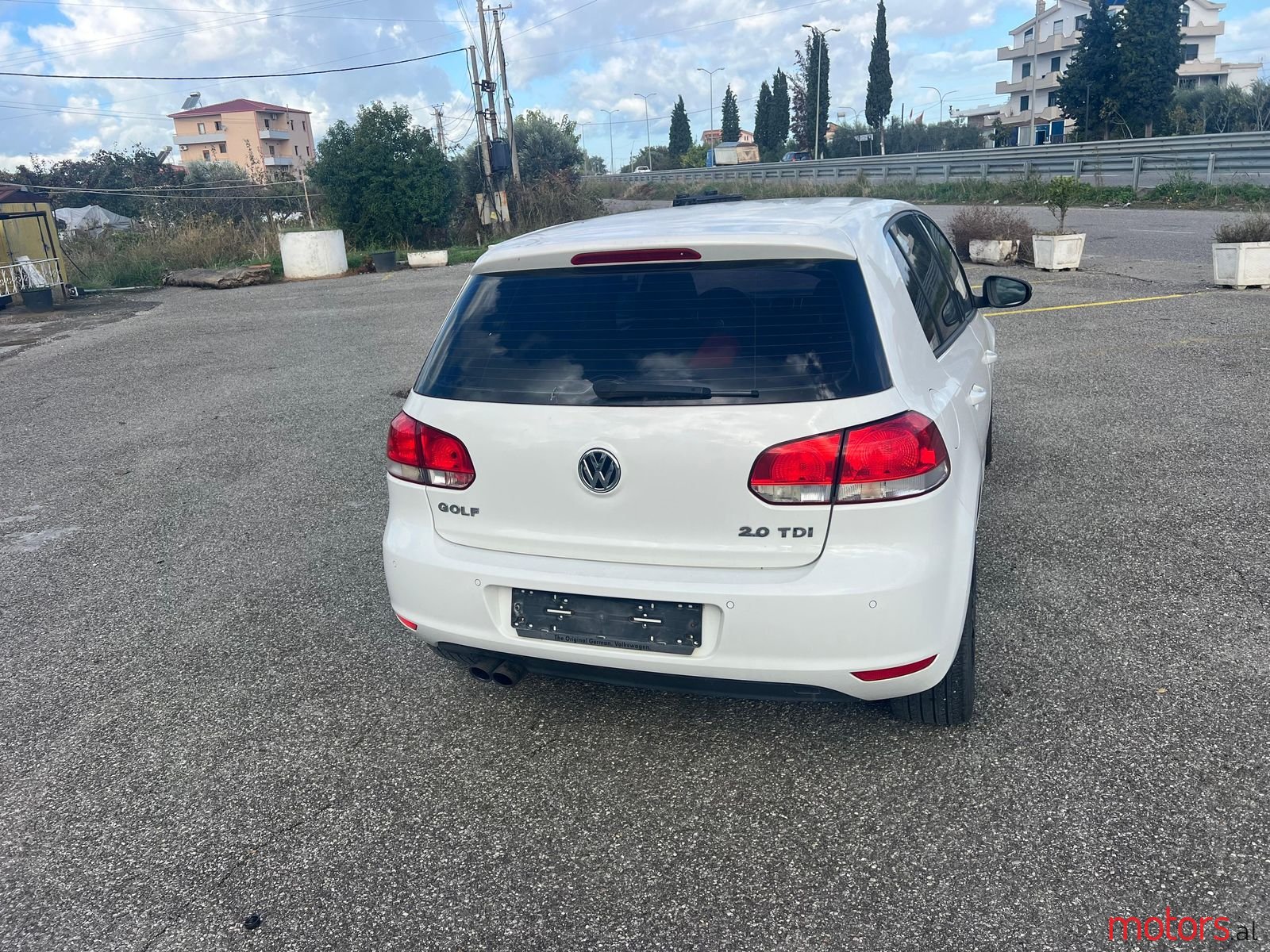 2010' Volkswagen Golf photo #4