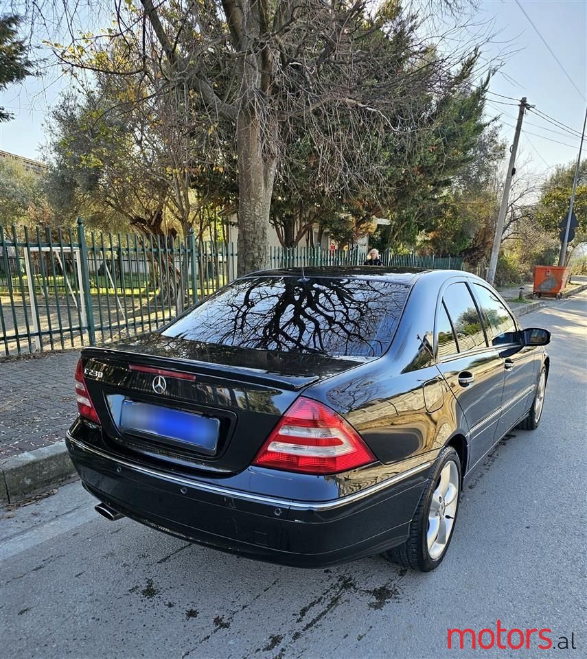 2005' Mercedes-Benz 230 photo #3