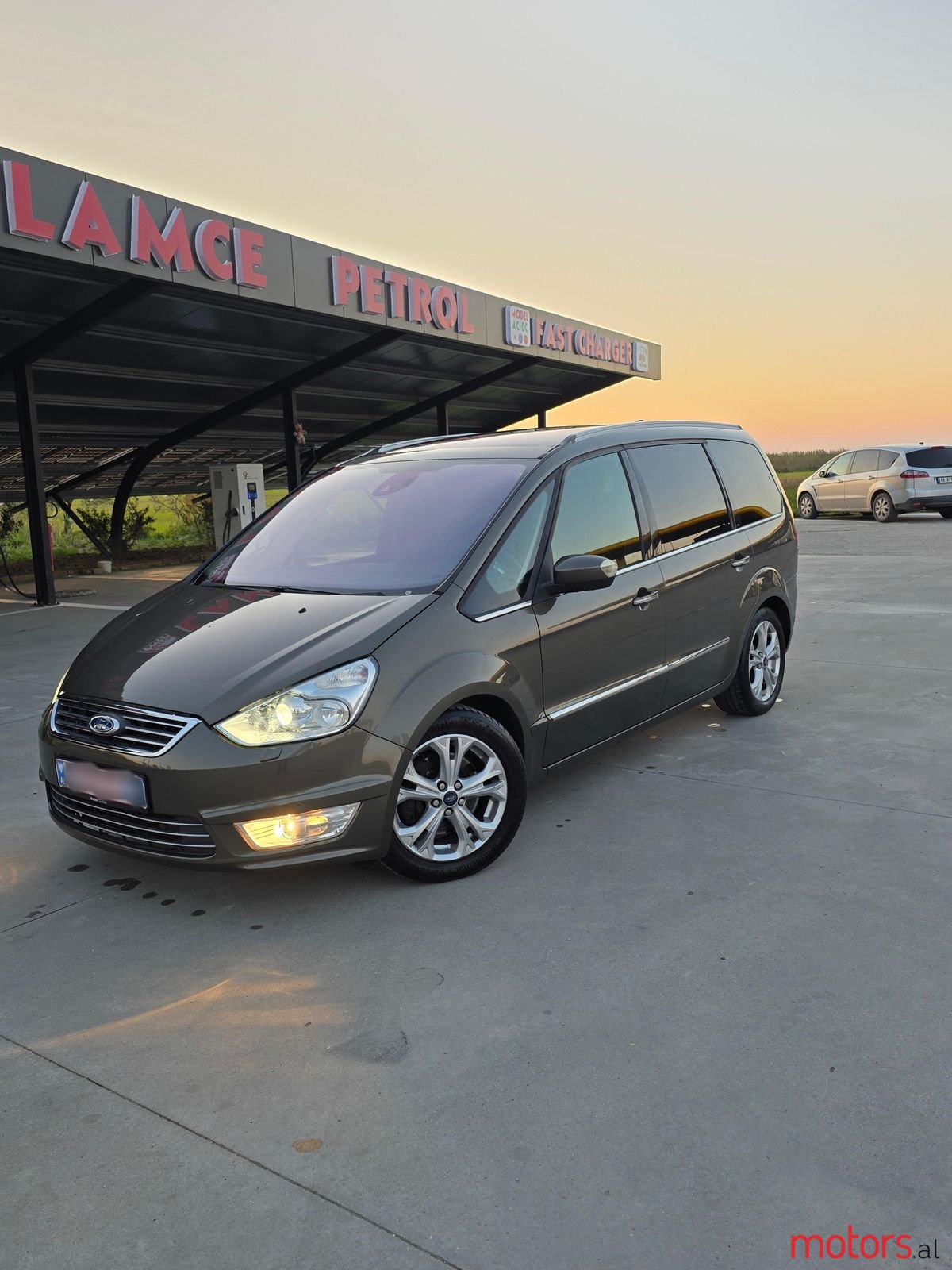 2011' Ford Galaxy photo #1