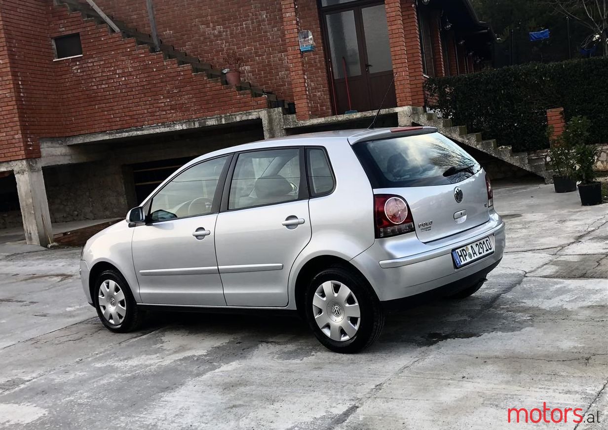 2006' Volkswagen Polo photo #1