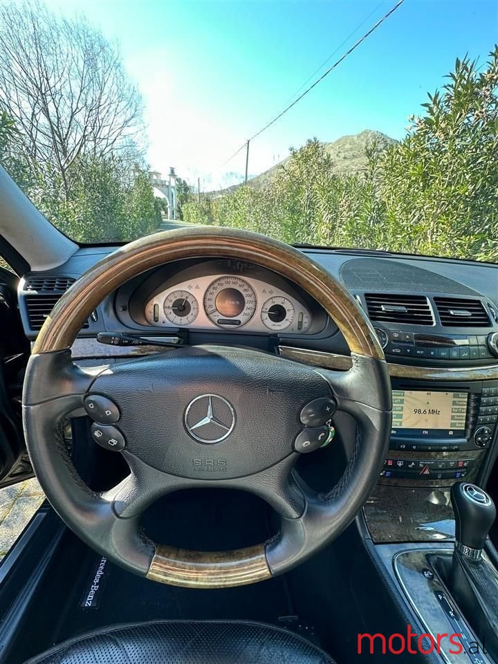 2007' Mercedes-Benz E 320 photo #4