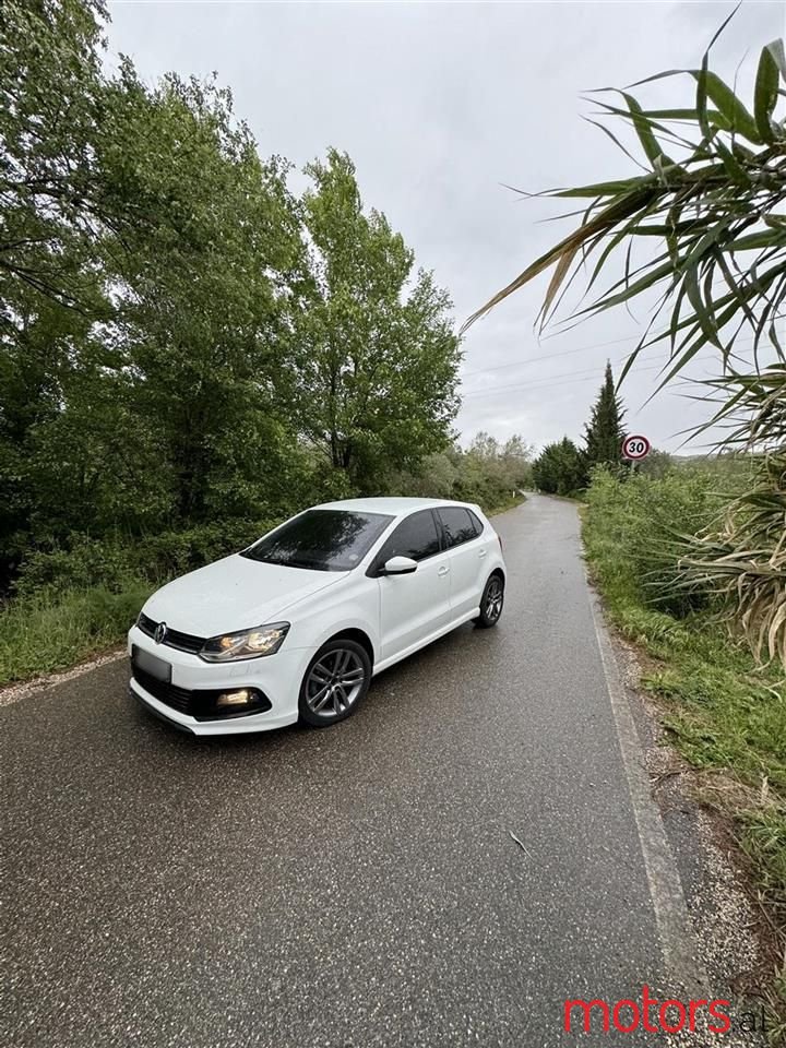 2013' Volkswagen Golf photo #6