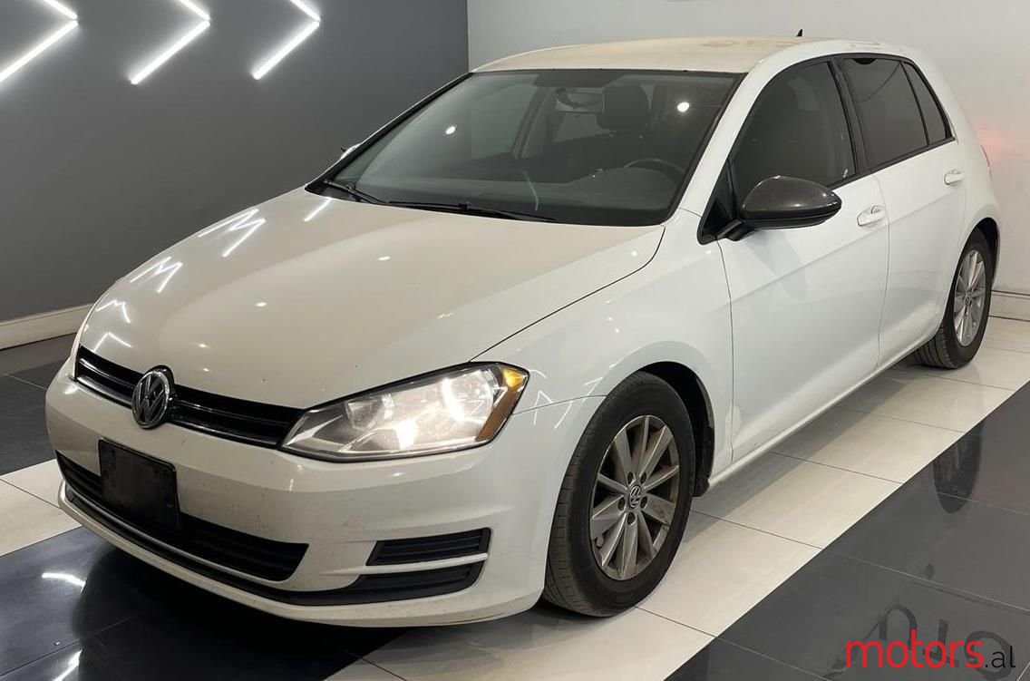 2016' Volkswagen Golf photo #2