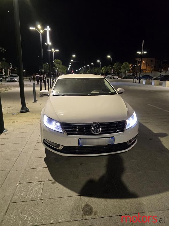 2013' Volkswagen photo #1