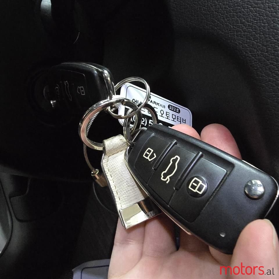 2014' Audi Q3 photo #1