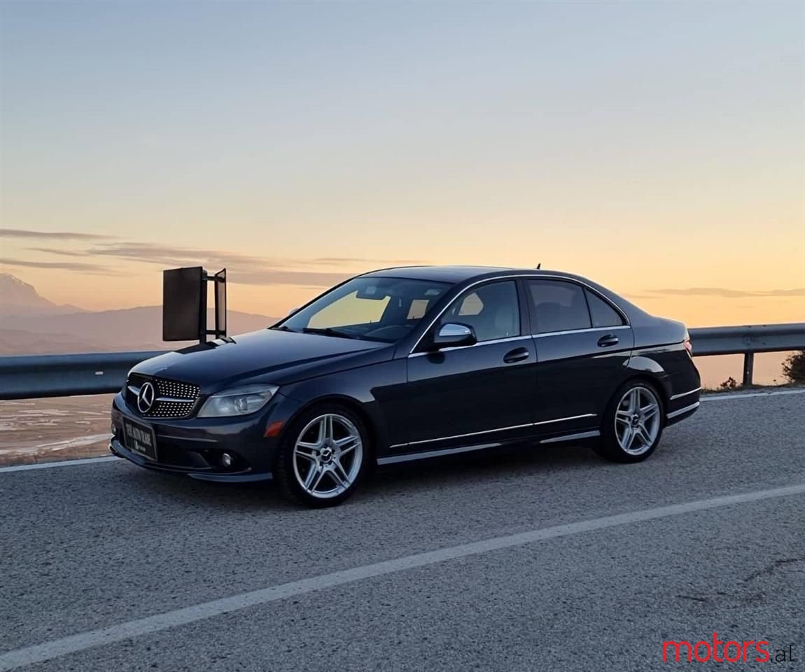 2009' Mercedes-Benz C 300 photo #1
