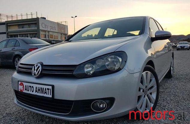 2010' Volkswagen Golf photo #1