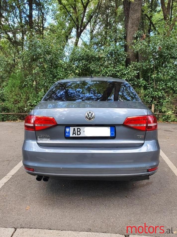 2015' Volkswagen Jetta photo #6