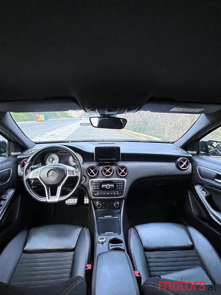 2014' Mercedes-Benz A 250 photo #5