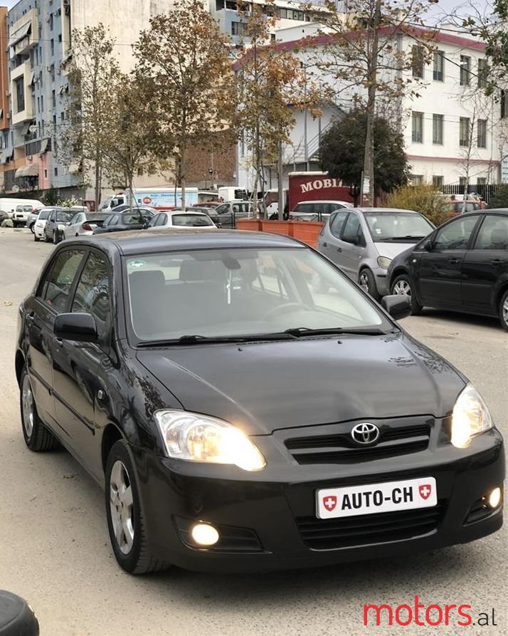 2005' Toyota Corolla photo #1