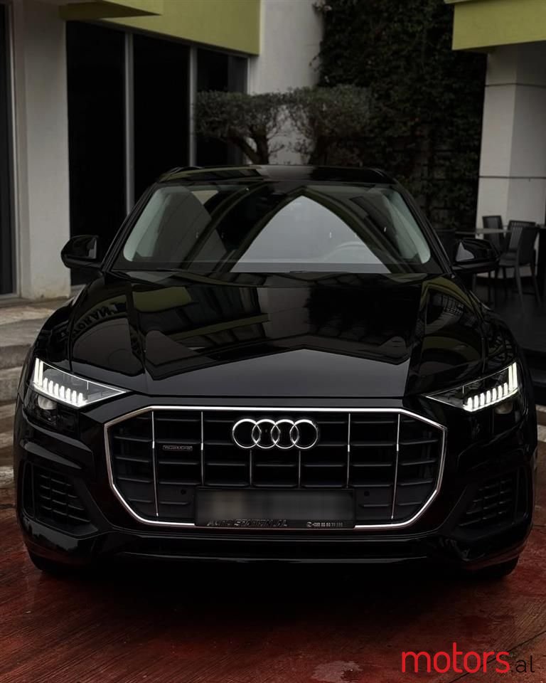 2022' Audi Q8 photo #4