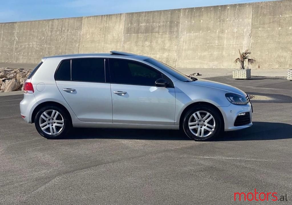 2012' Volkswagen Golf photo #3