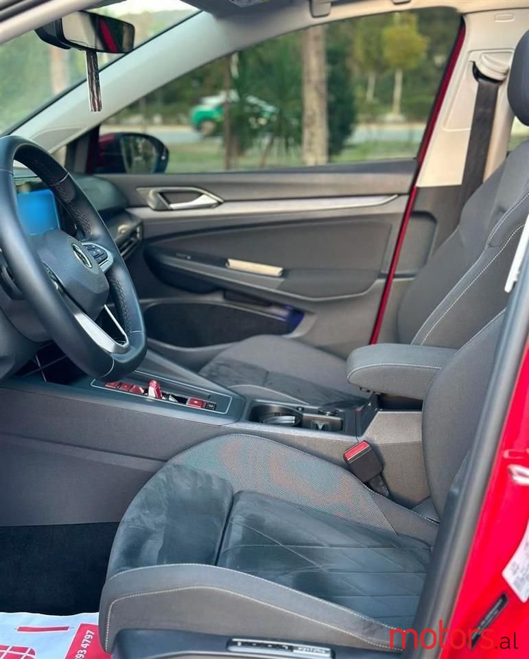 2022' Volkswagen Golf photo #4