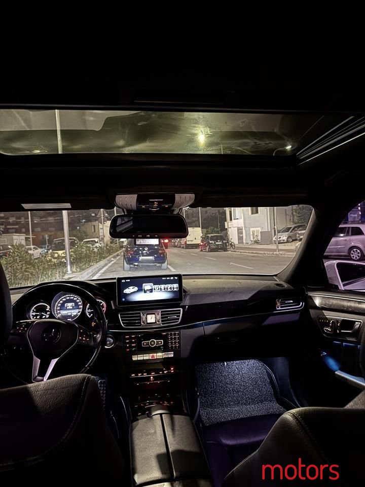 2014' Mercedes-Benz E 220 photo #6
