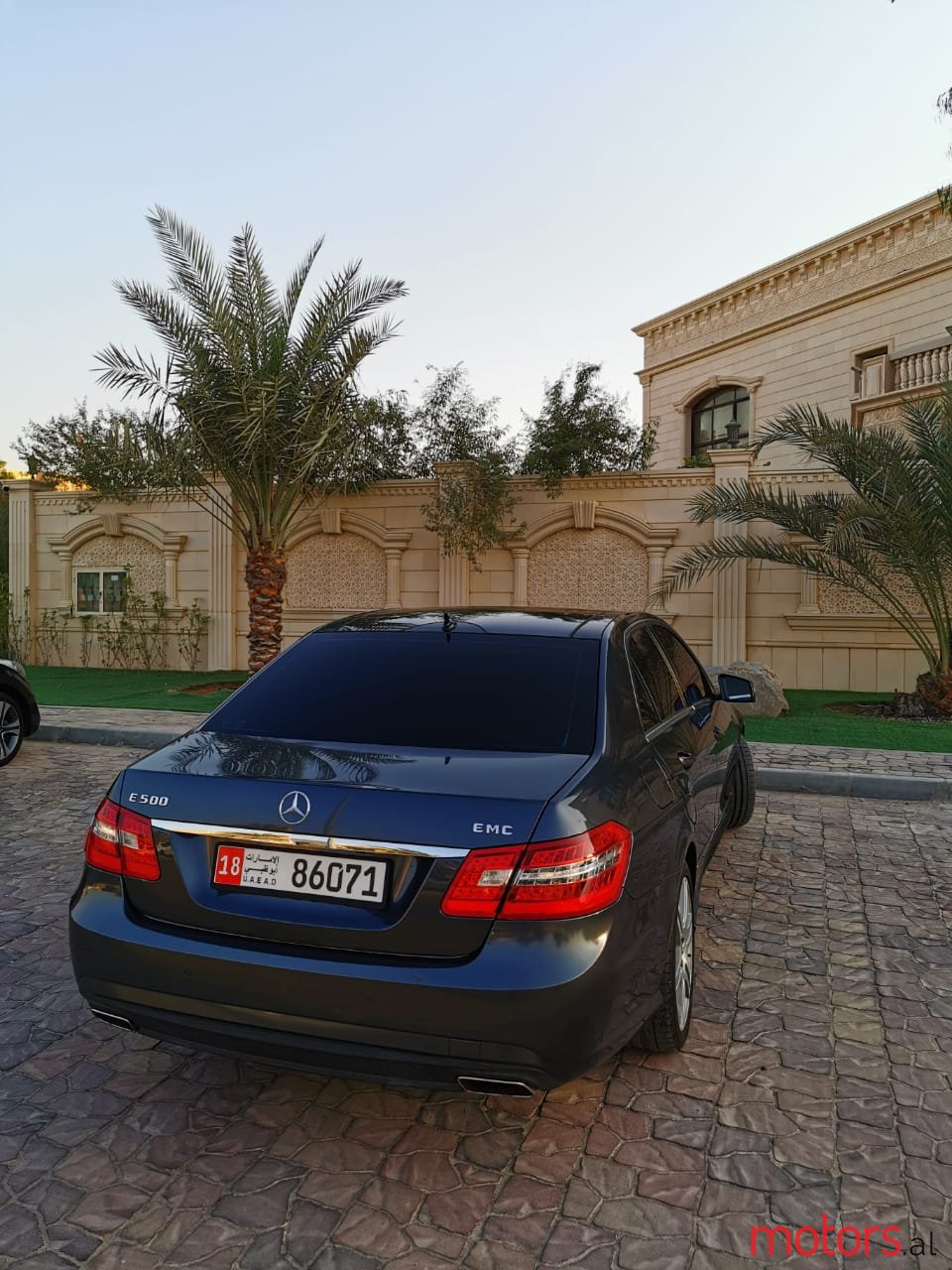 2010' Mercedes-Benz E-Class photo #4